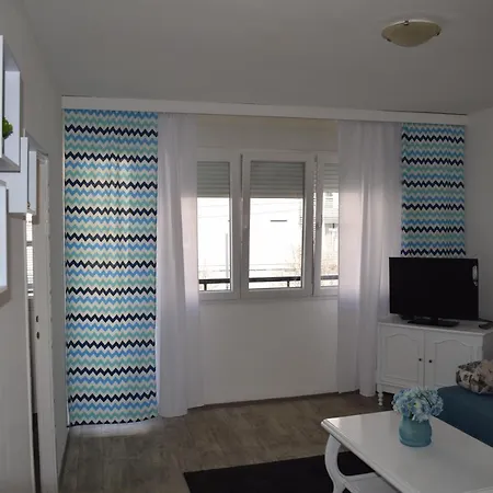 Апартаменти Optimist/downtown