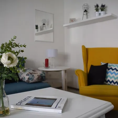 Optimist/downtown Split